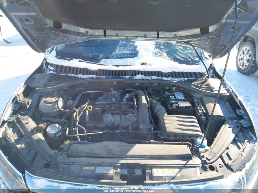 VW Jetta 1.4L I-4 DI, DOHC, VVT, TURBO, 147HP Front Wheel, снимка 10 - Автомобили и джипове - 53973355