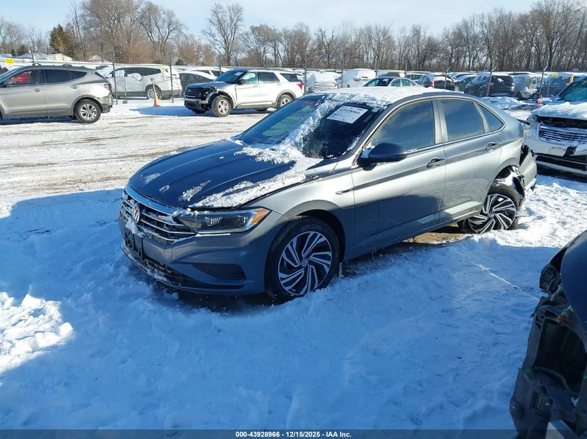 VW Jetta 1.4L I-4 DI, DOHC, VVT, TURBO, 147HP Front Wheel, снимка 2 - Автомобили и джипове - 53973355