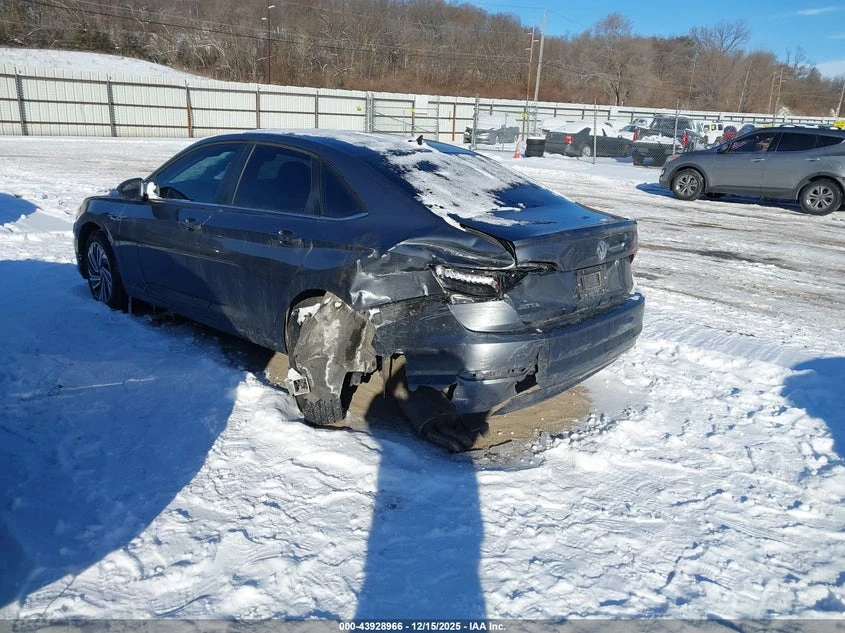 VW Jetta 1.4L I-4 DI, DOHC, VVT, TURBO, 147HP Front Wheel, снимка 3 - Автомобили и джипове - 53973355