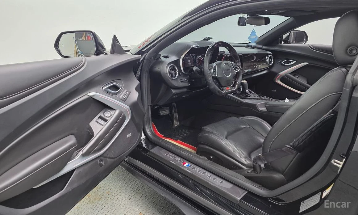 Chevrolet Camaro 6.2 SS V8 Special Edition* BOSE* HEAD-UP* CARBON* , снимка 6 - Автомобили и джипове - 54218393