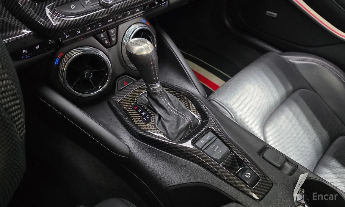 Chevrolet Camaro 6.2 SS V8 Special Edition* BOSE* HEAD-UP* CARBON* , снимка 14 - Автомобили и джипове - 54218393