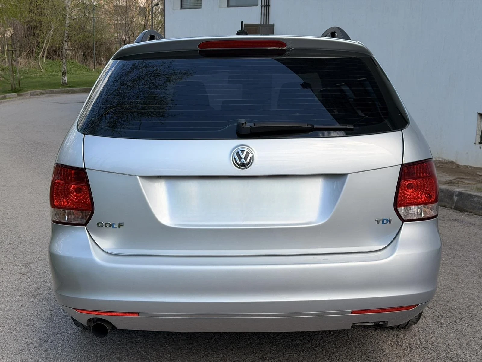 VW Golf 1.6TDI , снимка 6 - Автомобили и джипове - 54291936