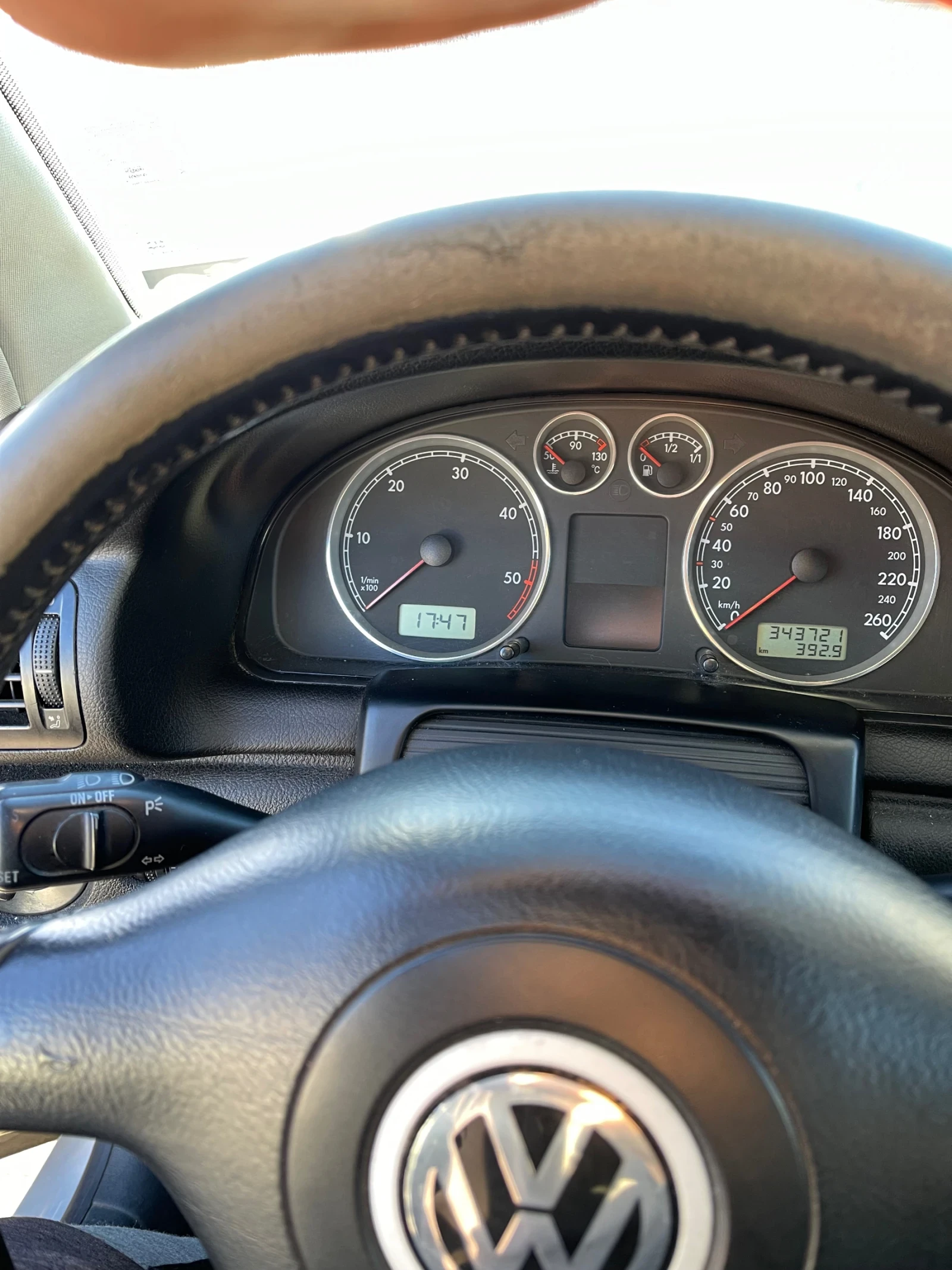 VW Passat, снимка 10 - Автомобили и джипове - 54336248