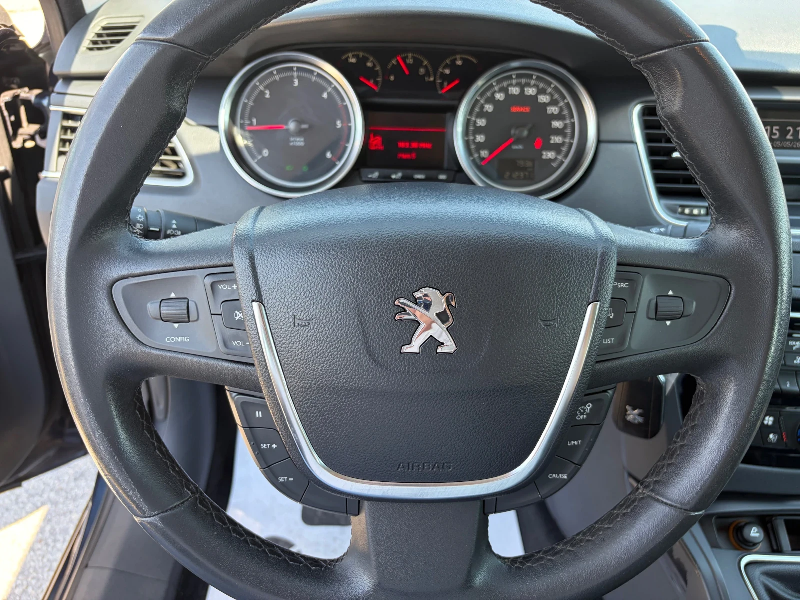 Peugeot 508 1.6 HDi TOP, снимка 8 - Автомобили и джипове - 54427340
