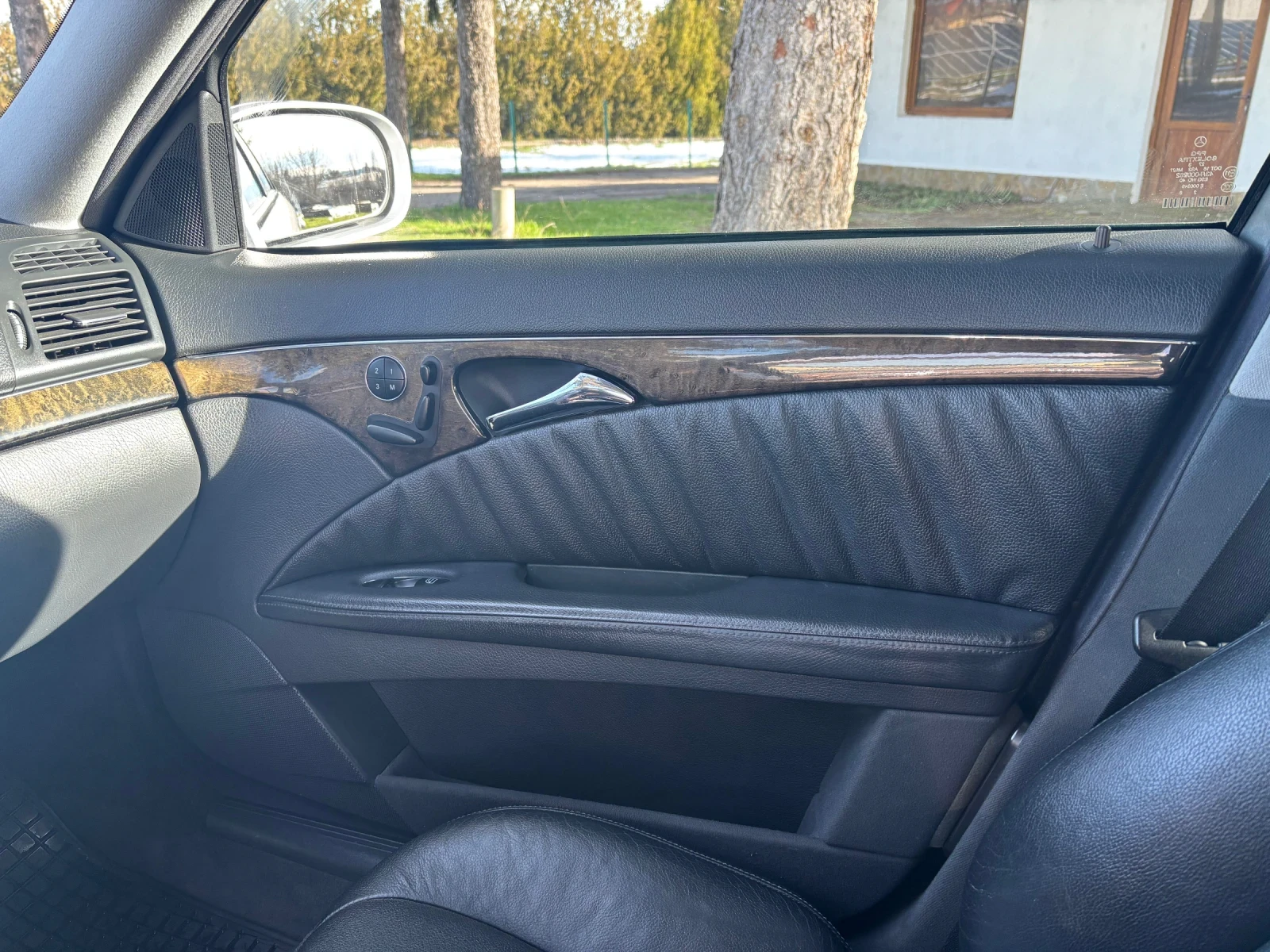 Mercedes-Benz E 320 Е320, снимка 14 - Автомобили и джипове - 54563550