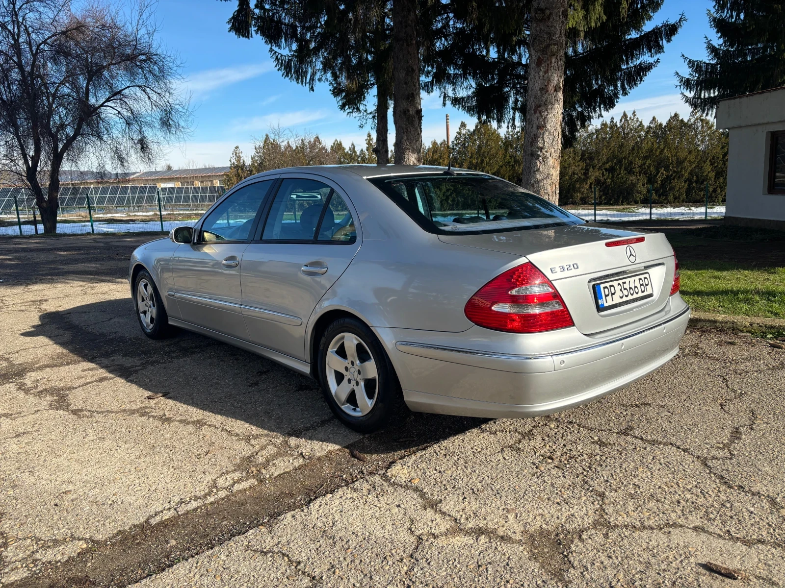 Mercedes-Benz E 320 Е320, снимка 2 - Автомобили и джипове - 54563550