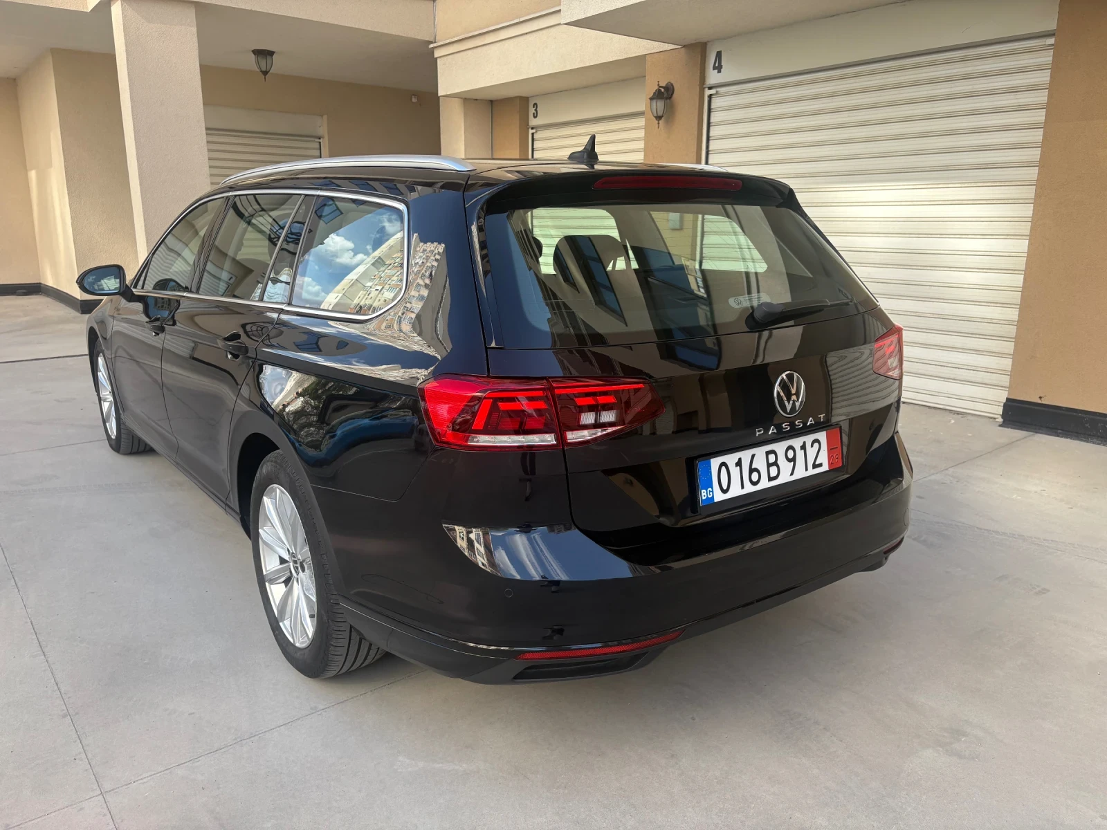 VW Passat Digital, Distronic, Камера, Сервизна История, снимка 3 - Автомобили и джипове - 54734157