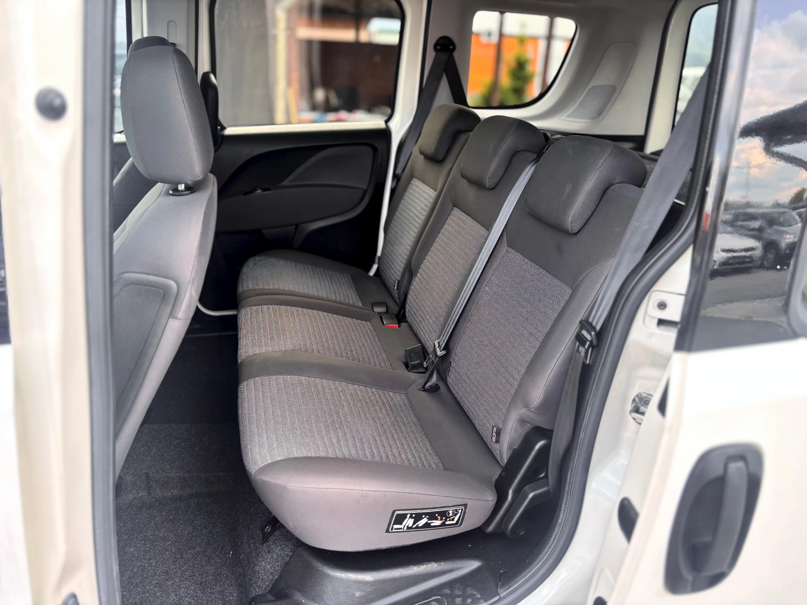 Fiat Doblo, снимка 14 - Автомобили и джипове - 54844921