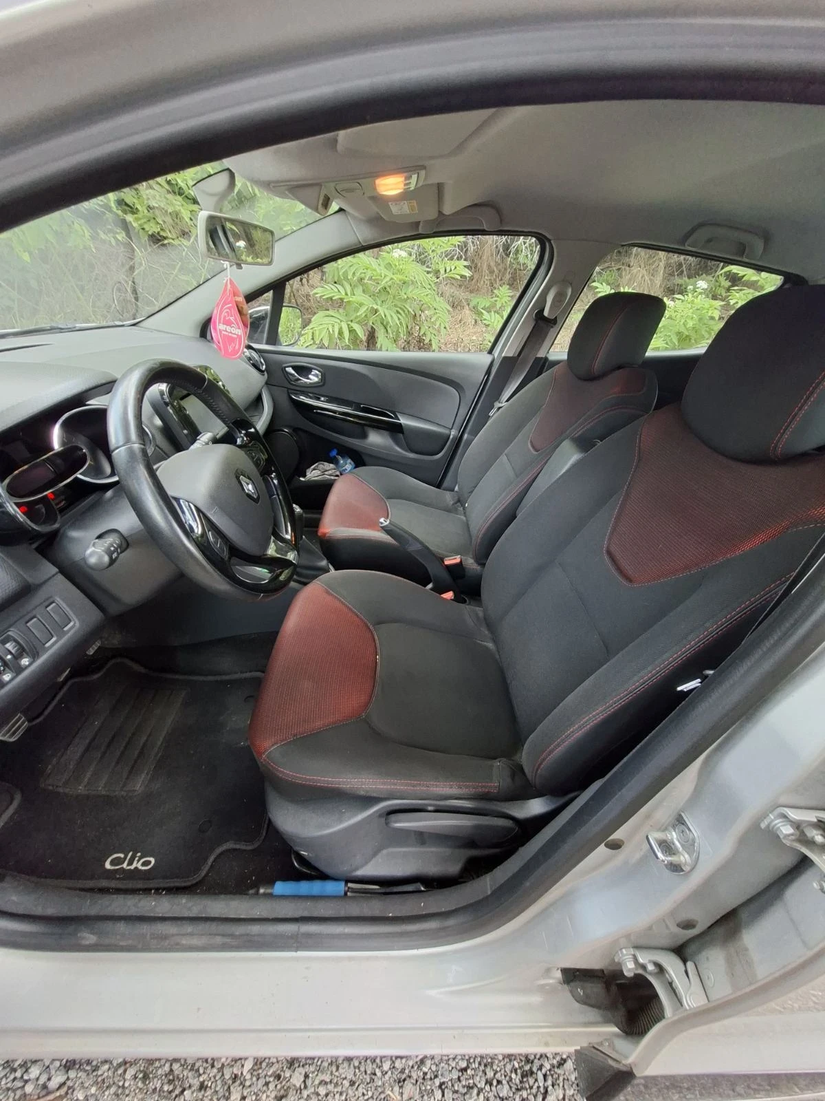 Renault Clio, снимка 5 - Автомобили и джипове - 55313587