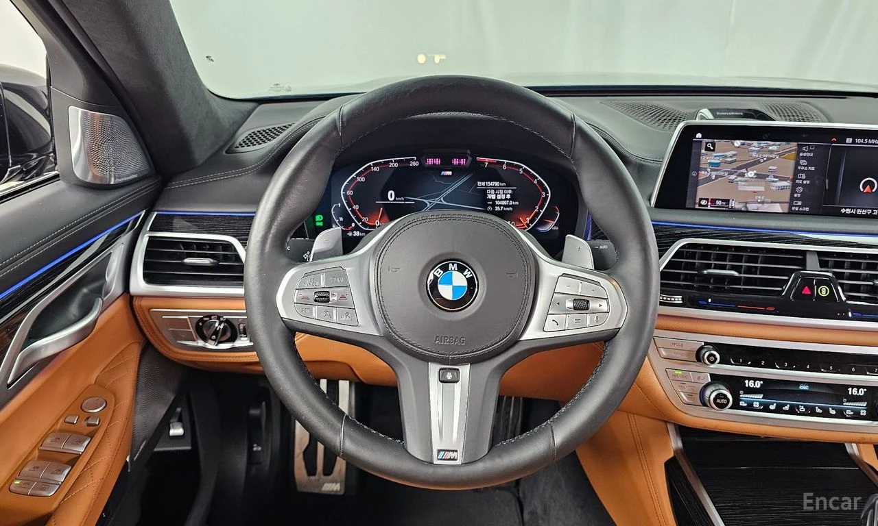BMW 740 M* SPORT* LASER* ОБДУХВАНЕ* ДИСТРОНИК* ХЕДЪП* 360К, снимка 7 - Автомобили и джипове - 55443632