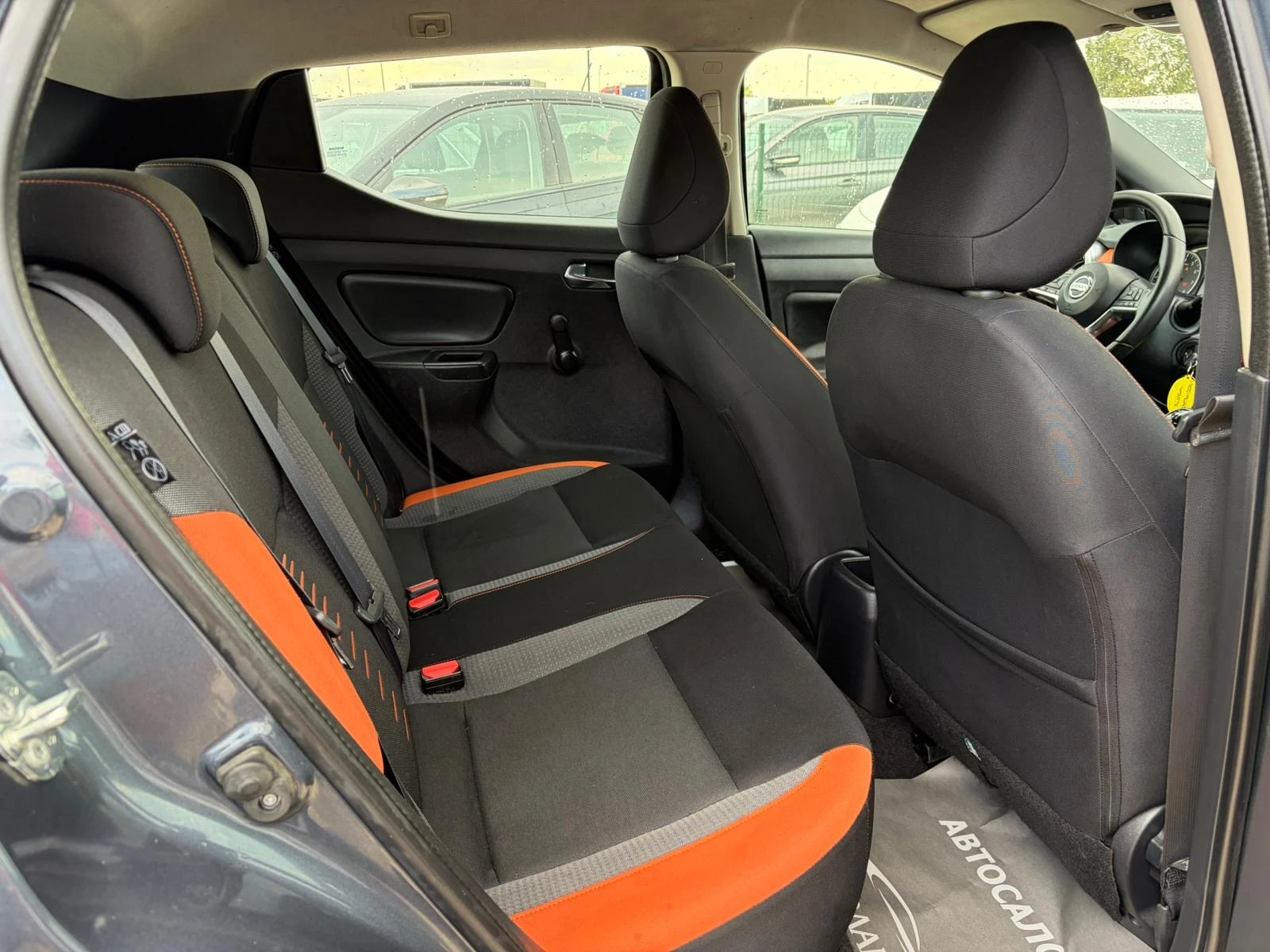 Nissan Micra 1.0L 12V 5P BUSINESS, снимка 11 - Автомобили и джипове - 55941774