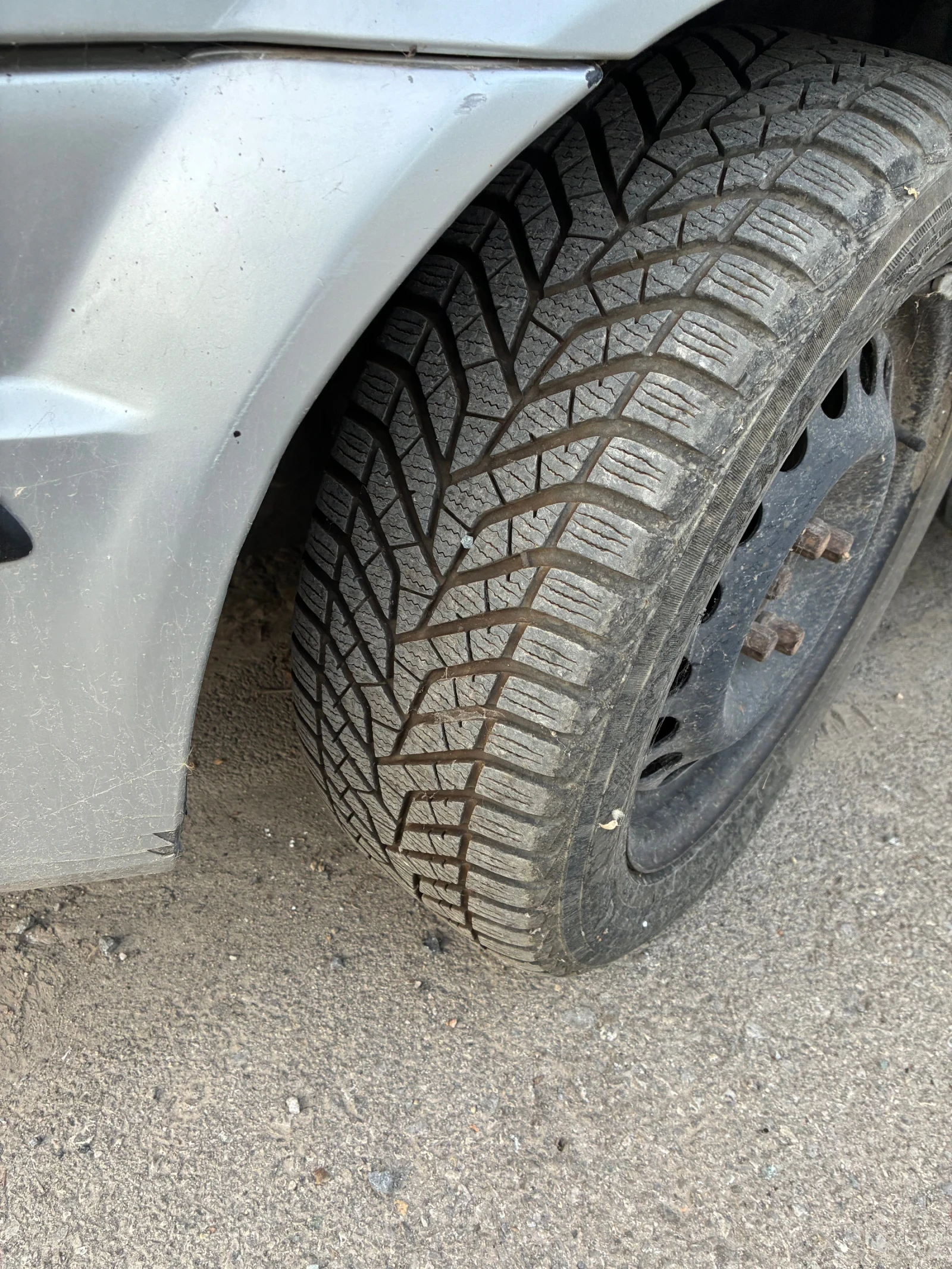 Mazda 323 F, снимка 4 - Автомобили и джипове - 56183256