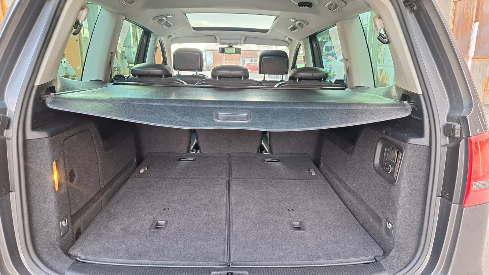 VW Sharan DSG 7места, снимка 15 - Автомобили и джипове - 56201477