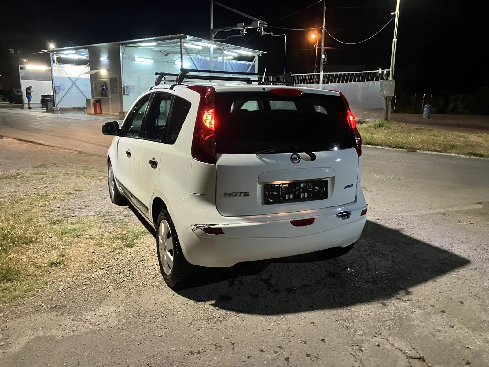 Nissan Note, снимка 9 - Автомобили и джипове - 56367549