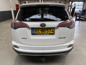Toyota Rav4 2.0 D-4D | Перла | Топ изпълнение , снимка 5