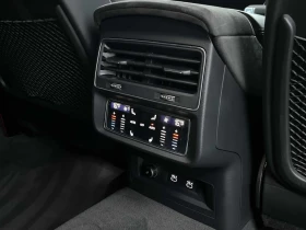 Audi RSQ8 * CARFAX * БЕЗ ПЪРВОНАЧАЛНА ВНОСКА, снимка 10