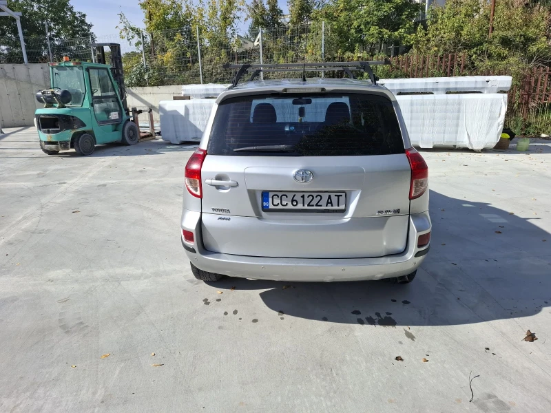 Toyota Rav4, снимка 5 - Автомобили и джипове - 47564419