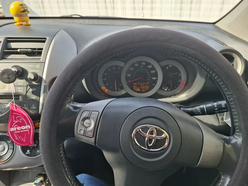 Toyota Rav4, снимка 9 - Автомобили и джипове - 47564419