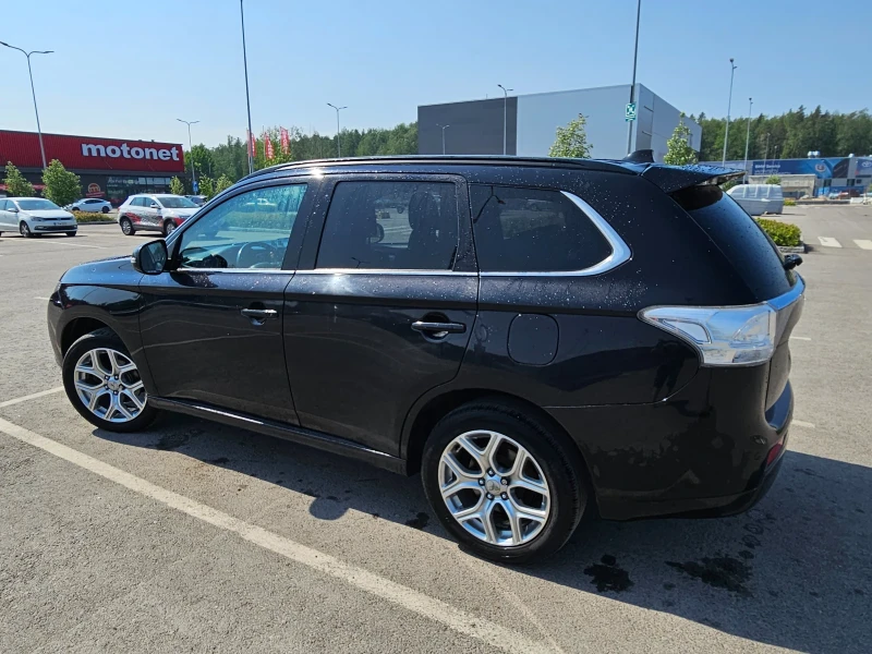 Mitsubishi Outlander Phev , снимка 1 - Автомобили и джипове - 47359517