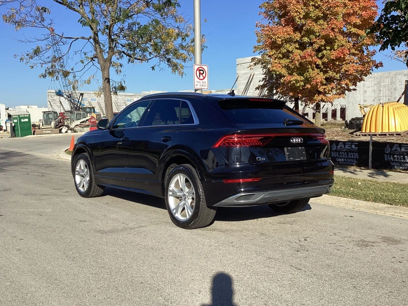 Audi Q8 PREMIUM LED MATRIX LANE ASSIST 360 CAMERA ОБДУХВАН, снимка 7 - Автомобили и джипове - 47549485