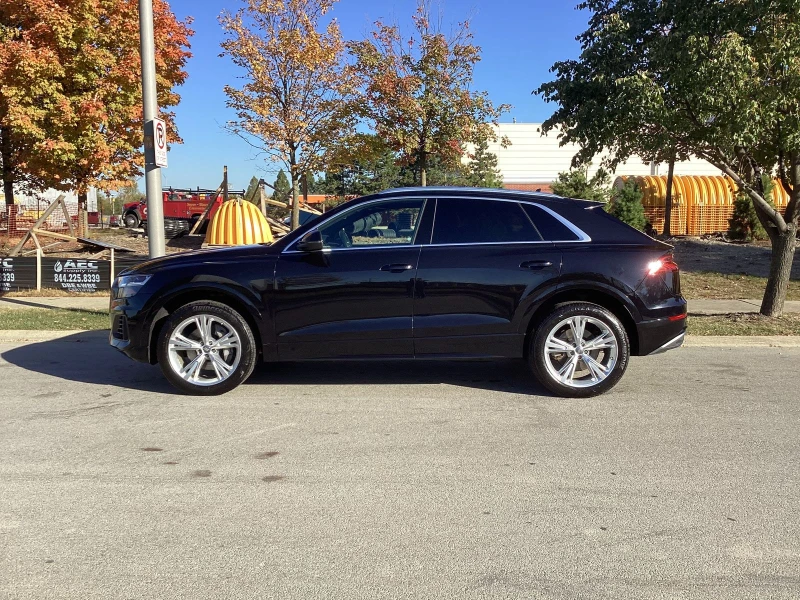 Audi Q8 PREMIUM LED MATRIX LANE ASSIST 360 CAMERA ОБДУХВАН, снимка 8 - Автомобили и джипове - 47549485