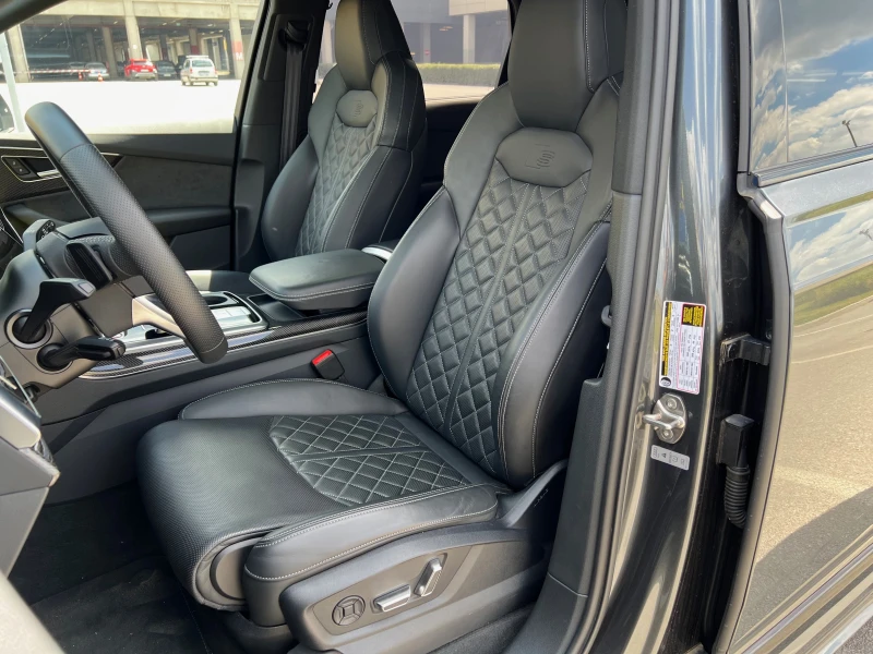Audi SQ7 Prestige 4.0 TFSI Matrix Вакуум 7 Местен, снимка 9 - Автомобили и джипове - 52615391
