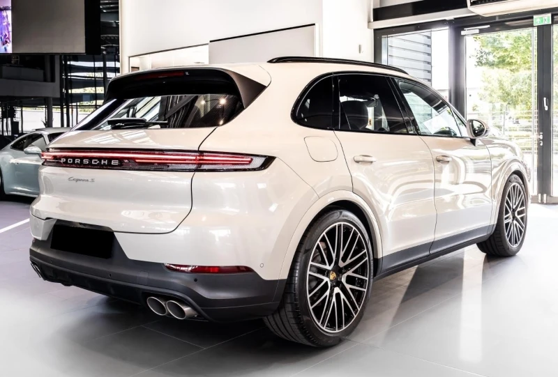 Porsche Cayenne S/FACELIFT/MATRIX/PANO/BOSE/360/LIFT/ACC/22/, снимка 7 - Автомобили и джипове - 51889254