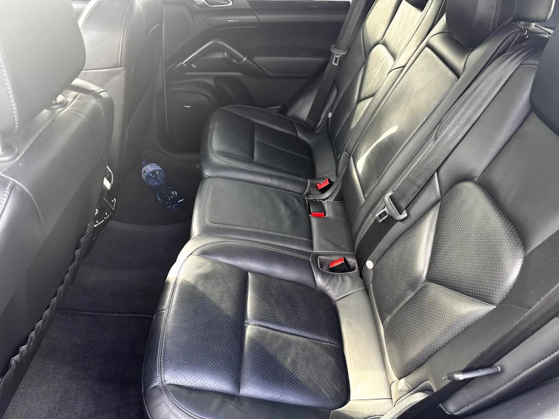 Porsche Cayenne, снимка 10 - Автомобили и джипове - 52811373
