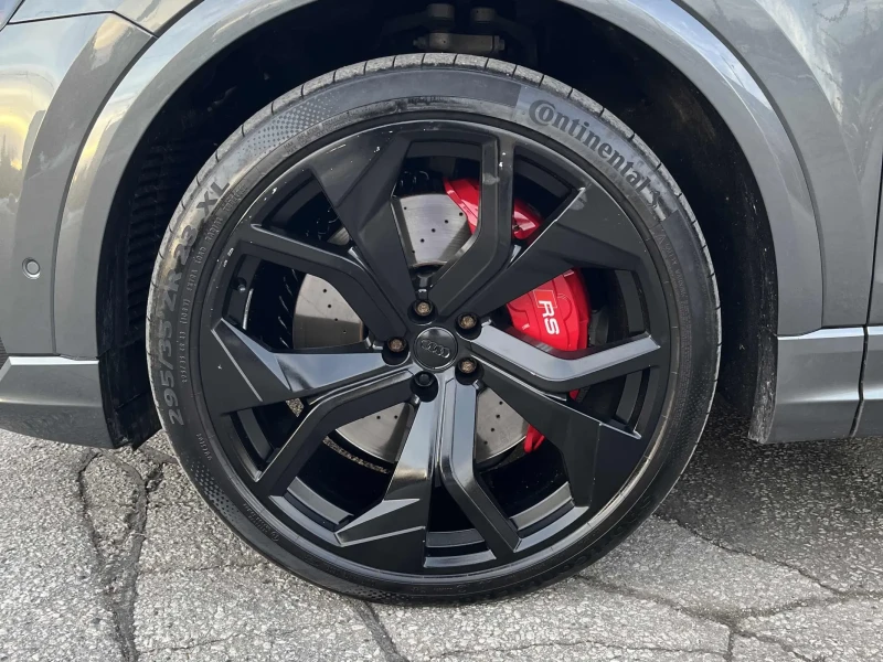 Audi RSQ8 * CARFAX * БЕЗ ПЪРВОНАЧАЛНА ВНОСКА, снимка 11 - Автомобили и джипове - 52912851