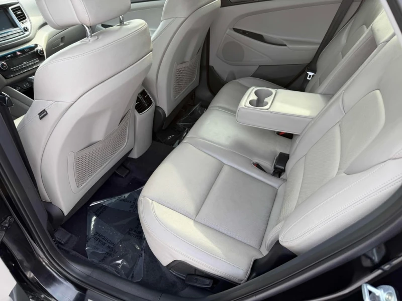 Hyundai Tucson * Ultimate * CARFAX * БЕЗ ПЪРВОНАЧАЛНА ВНОСКА, снимка 9 - Автомобили и джипове - 53277905