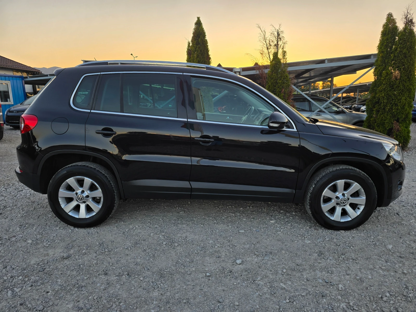 VW Tiguan 2.0TDI 140кс4X4 РЕАЛНИ КИЛОМЕТРИ - изображение 6