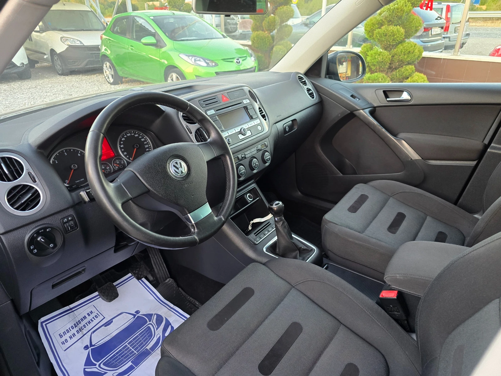 VW Tiguan 2.0TDI 140кс4X4 РЕАЛНИ КИЛОМЕТРИ - изображение 9
