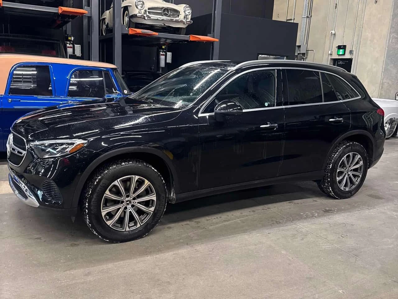 Mercedes-Benz GLC 300 | DISTRONIC|  360 КАМЕРИ| ПОДГРЕВИ| CARFAX, снимка 2 - Автомобили и джипове - 53819916