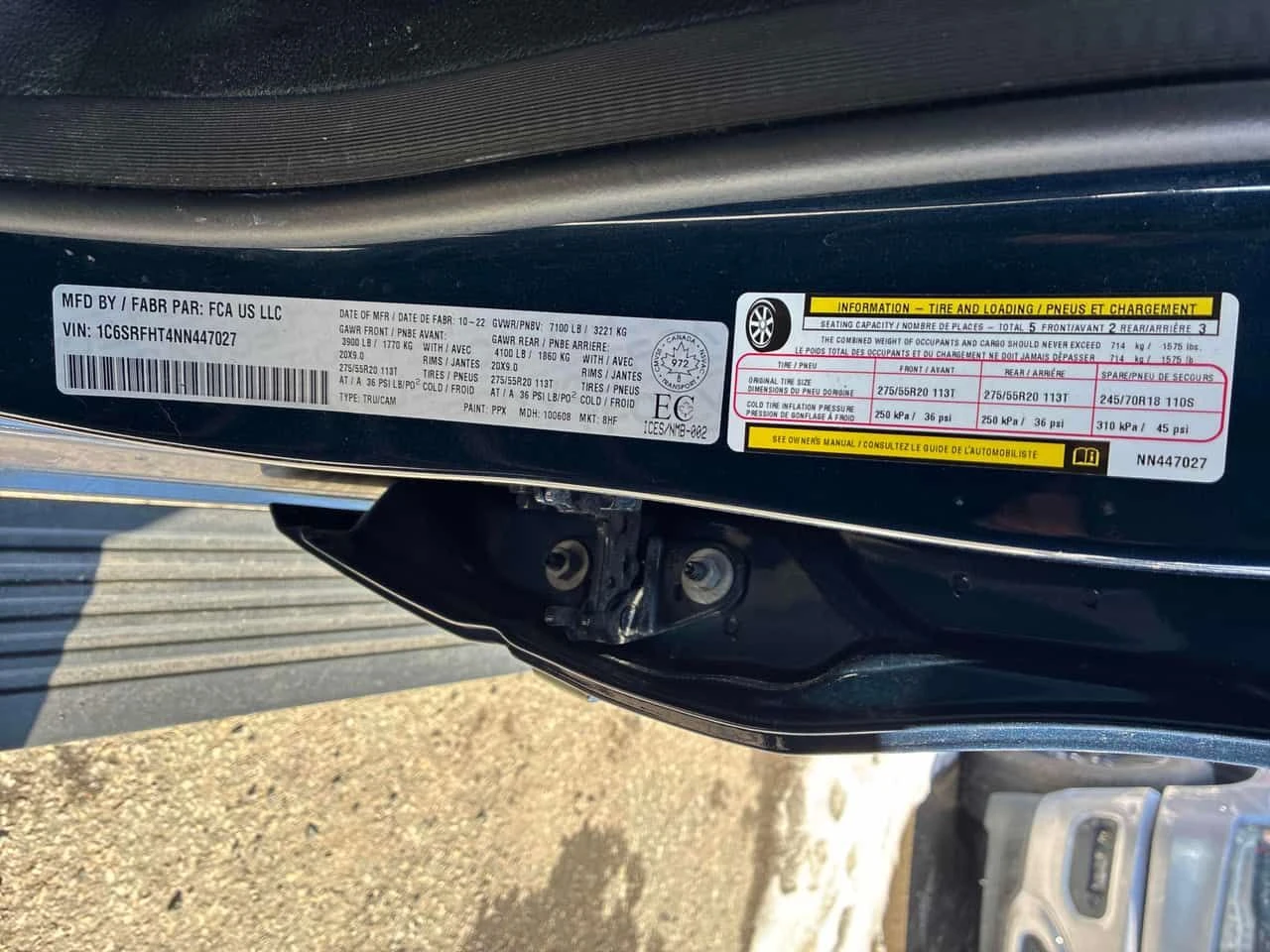 Dodge RAM 1500 * Limited * CARFAX * ПРЕДСТАВИТЕЛСТВО * KEYLESS, снимка 12 - Автомобили и джипове - 54023356