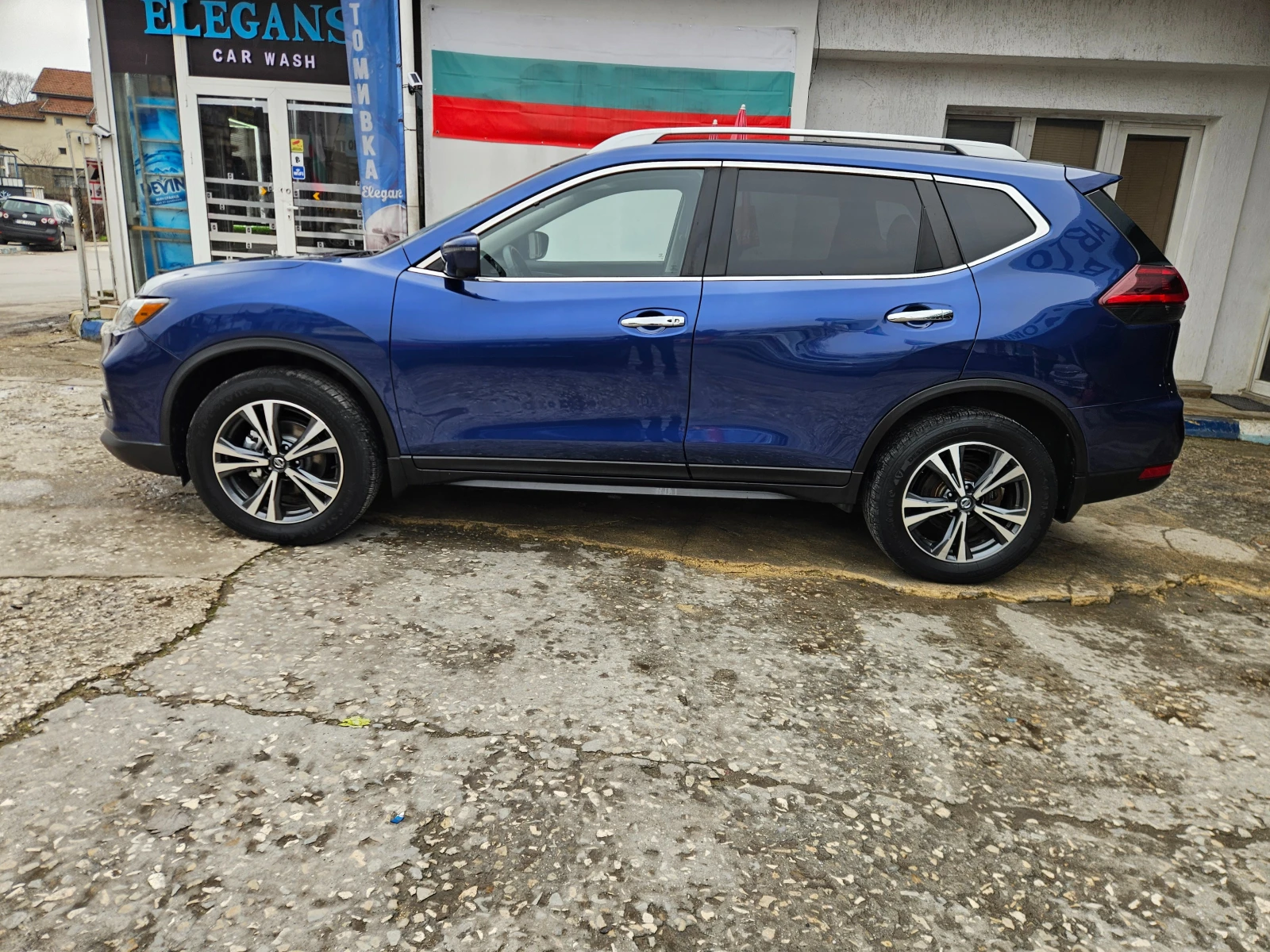 Nissan Rogue 2.5 4x4, снимка 7 - Автомобили и джипове - 54027224