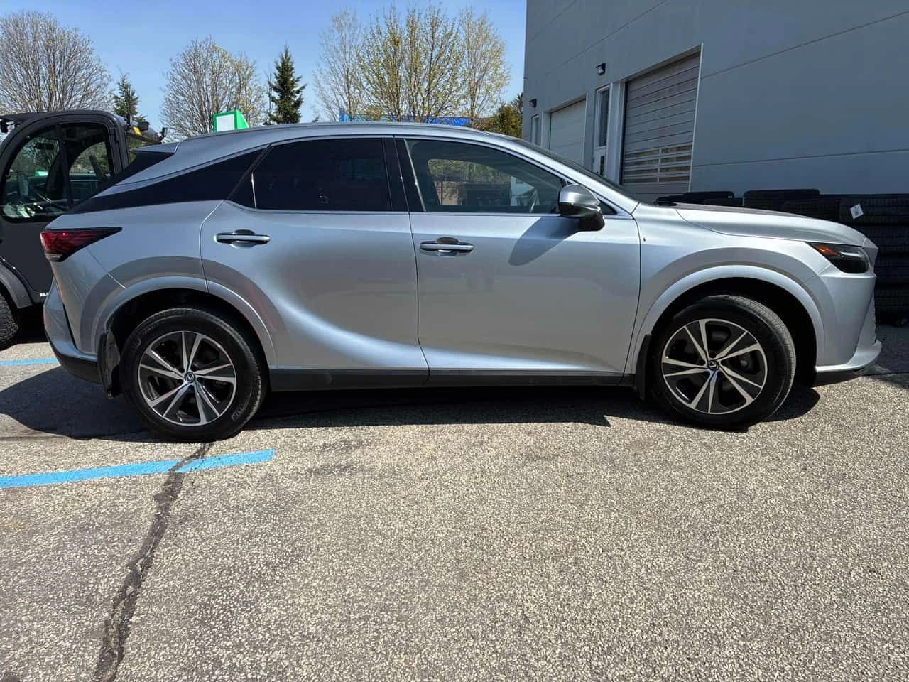 Lexus RX 350h  CARFAX, снимка 3 - Автомобили и джипове - 54445661