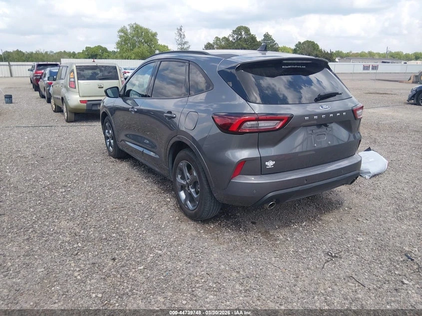 Ford Escape 1.5l St-Line, снимка 2 - Автомобили и джипове - 54568988