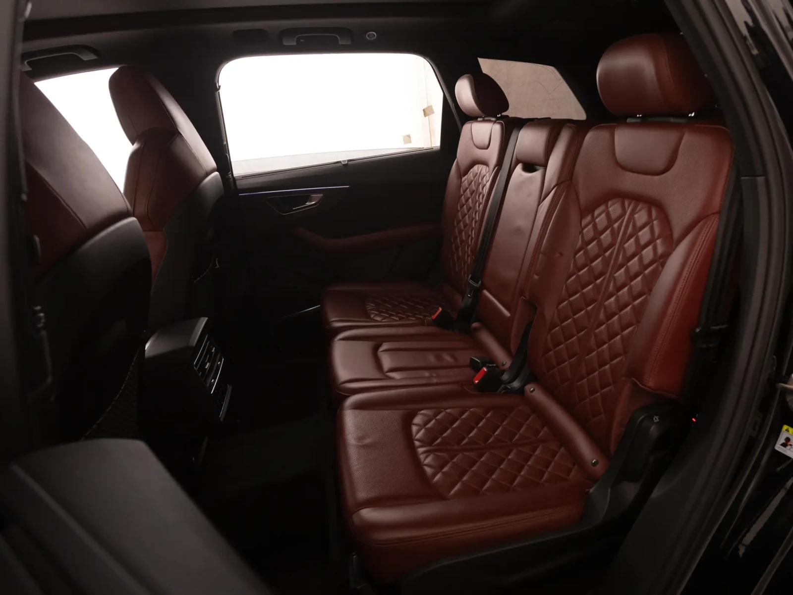 Audi SQ7, снимка 17 - Автомобили и джипове - 55091153