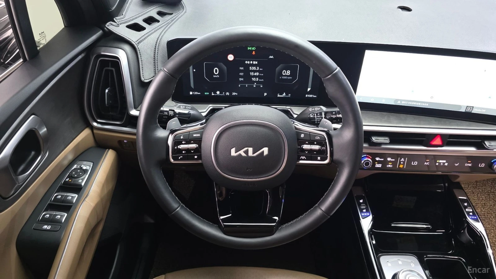 Kia Sorento 2.5 T* PRESTIGE* 360* HEAD UP* ОБДУХВ* ПОДГРЕВ, снимка 13 - Автомобили и джипове - 55478294