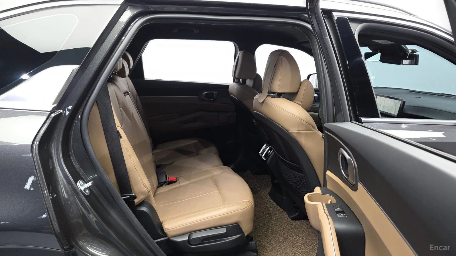Kia Sorento 2.5 T* PRESTIGE* 360* HEAD UP* ОБДУХВ* ПОДГРЕВ, снимка 12 - Автомобили и джипове - 55478294