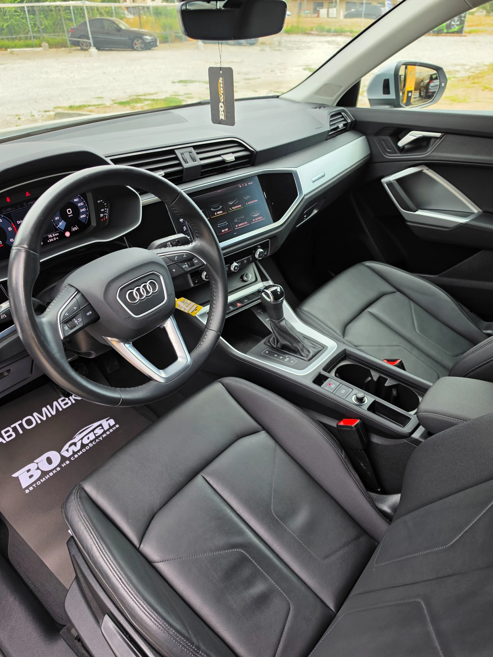 Audi Q3 Sportback Обслужена, снимка 10 - Автомобили и джипове - 55660572