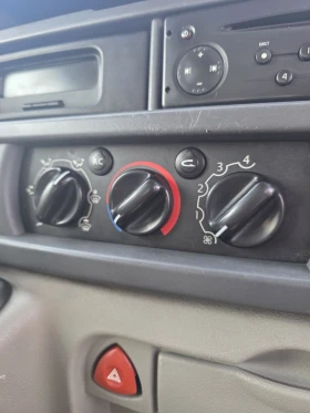 Renault Master 2.5dci 8места клима, снимка 7
