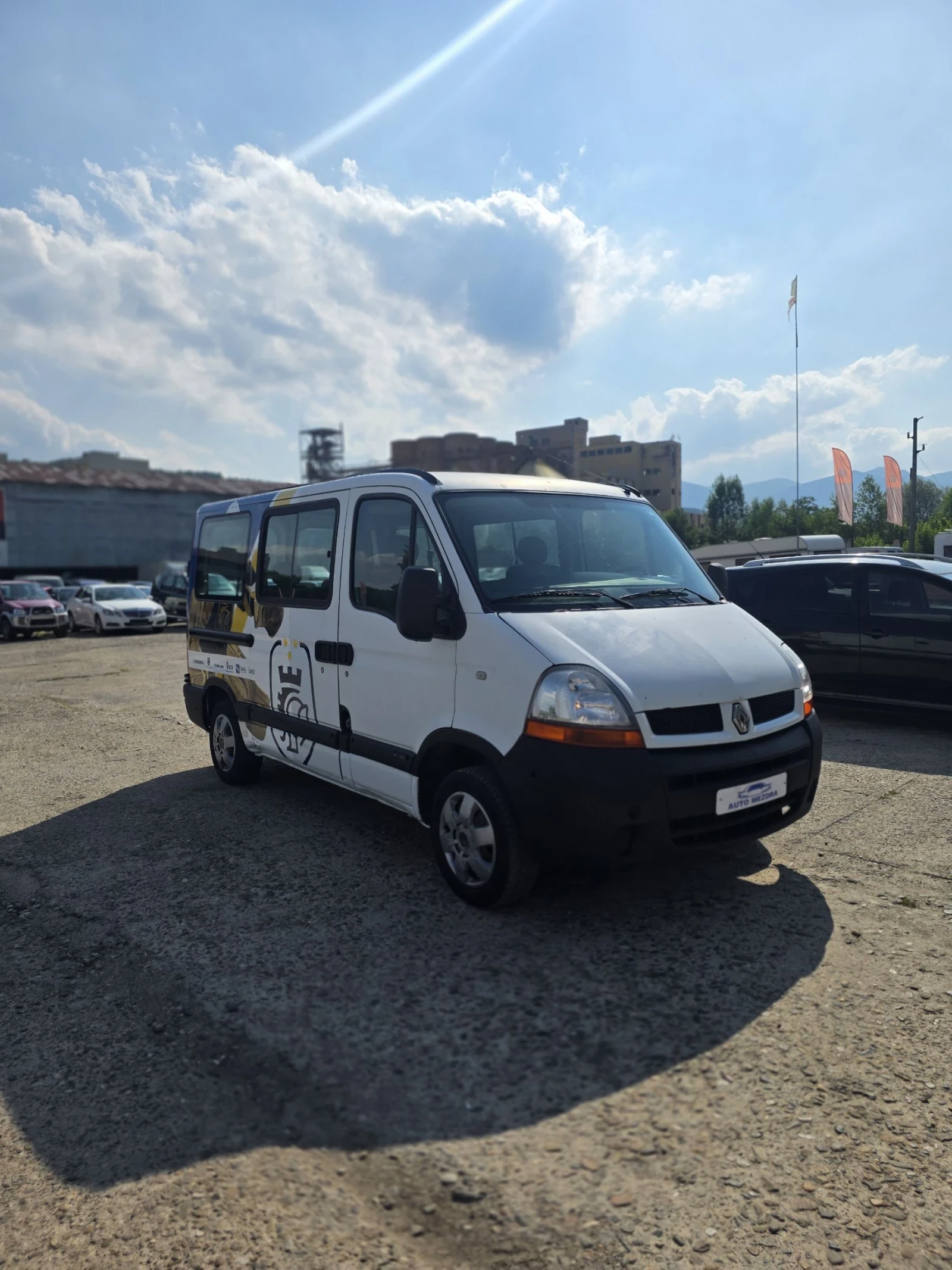 Renault Master 2.5dci 8места клима, снимка 5 - Бусове и автобуси - 55367560
