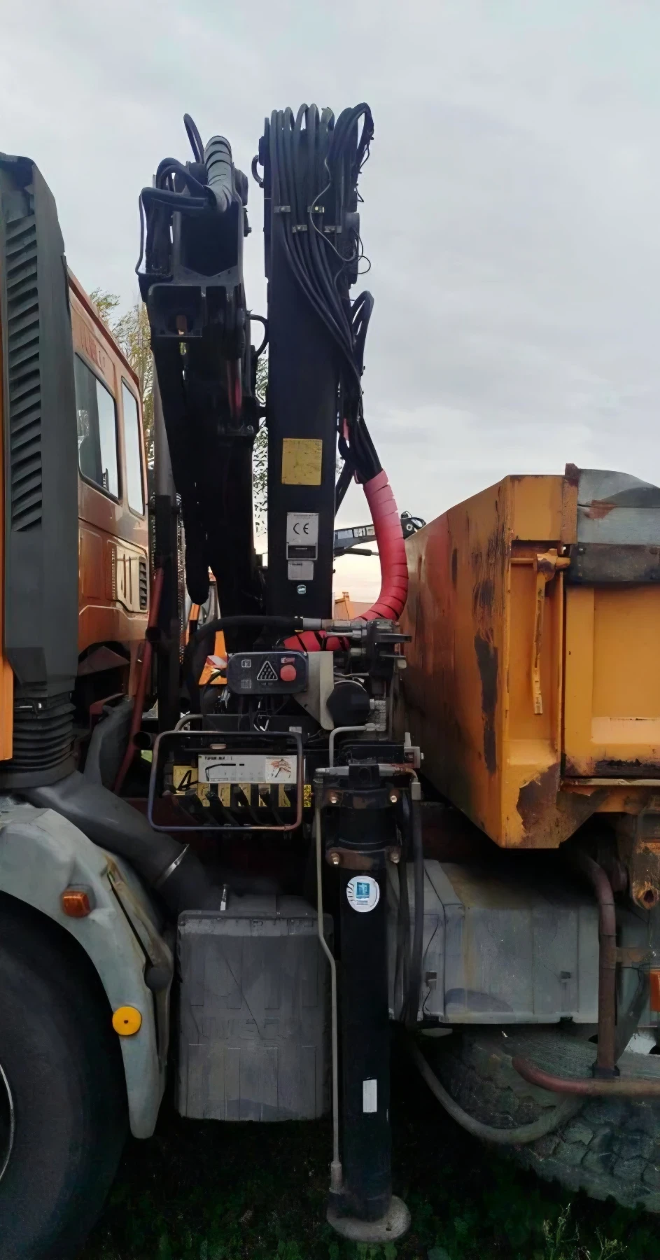 Iveco Eurocargo 180E24 самосвал снегорин  - изображение 3