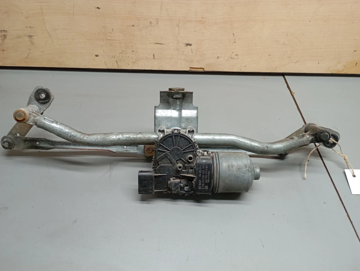 моторче чистачки предни Сеат Ибиза 1.2б