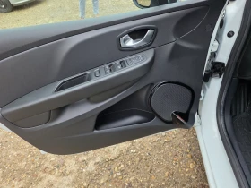 Renault Clio Комби, снимка 9