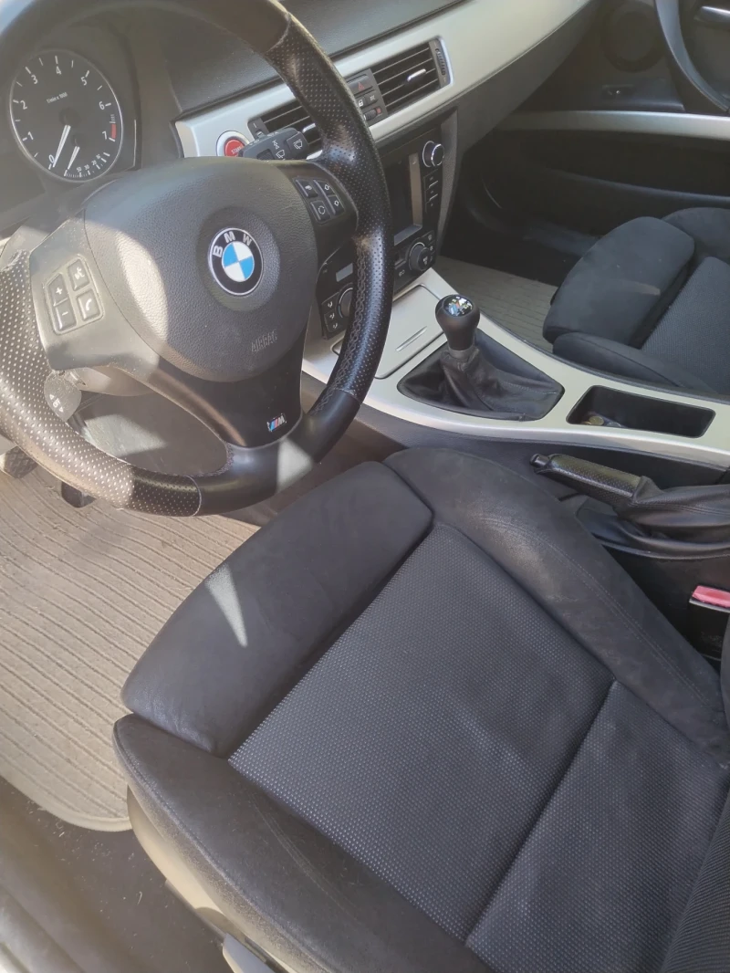 BMW 320, снимка 9 - Автомобили и джипове - 47610895