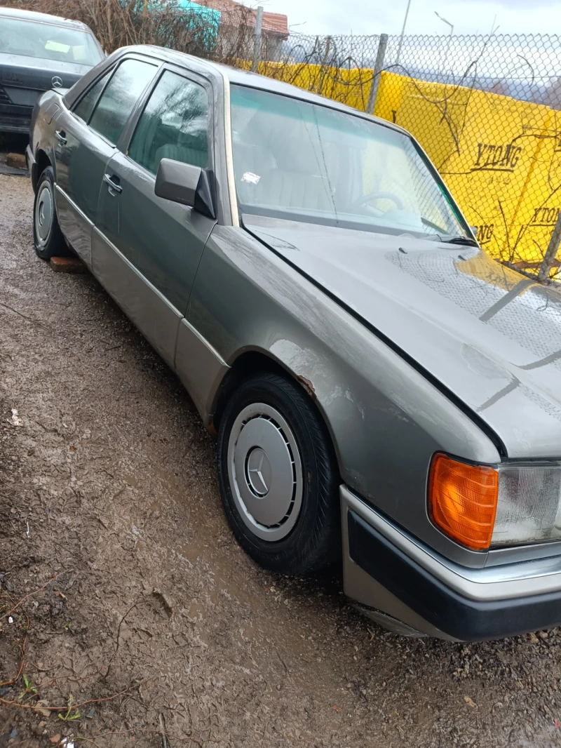 Mercedes-Benz 124, снимка 1 - Автомобили и джипове - 49337808