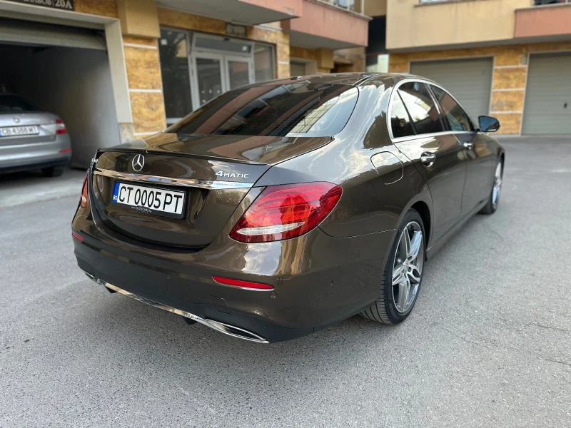 Mercedes-Benz E 300 AMG 4matic , снимка 6 - Автомобили и джипове - 51369435