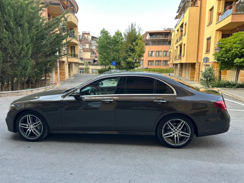 Mercedes-Benz E 300 AMG 4matic , снимка 8 - Автомобили и джипове - 51369435